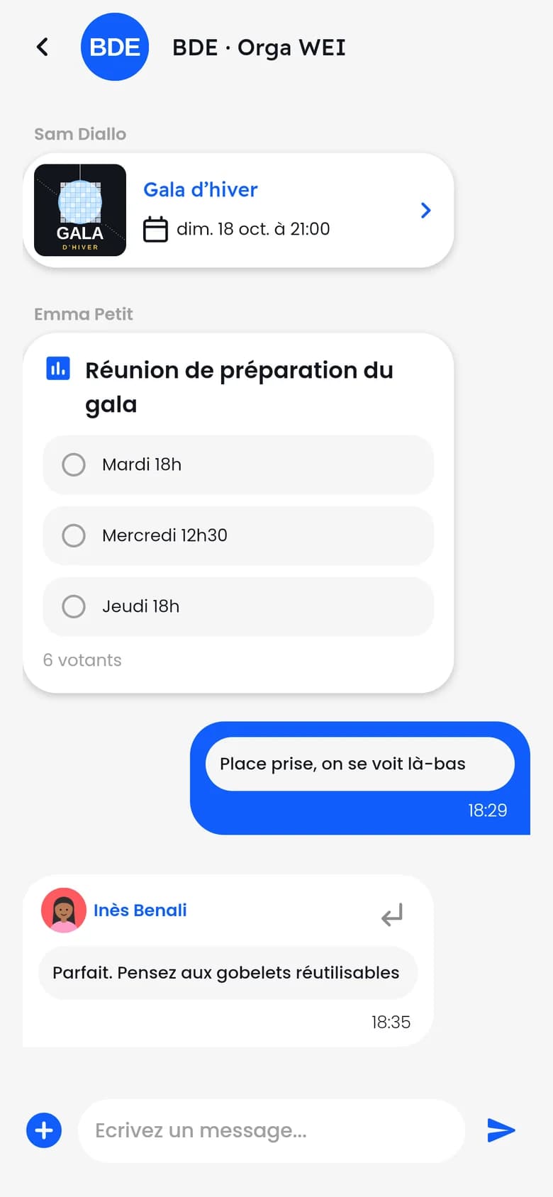 Conversation de groupe d’une association, avec un événement partagé et un sondage